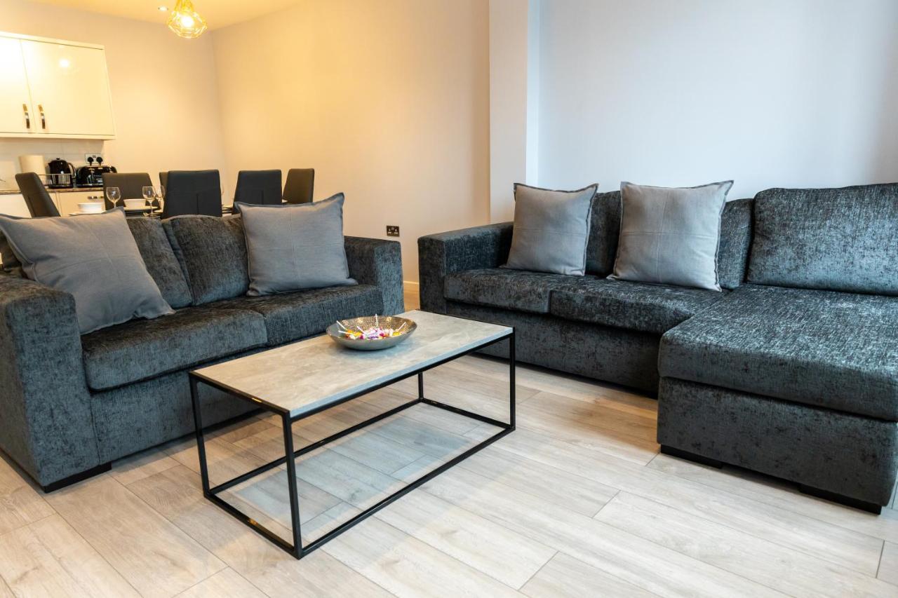 Cosy Flats Near Heathrow, Group Bookings Available With Parking Space Hounslow Luaran gambar