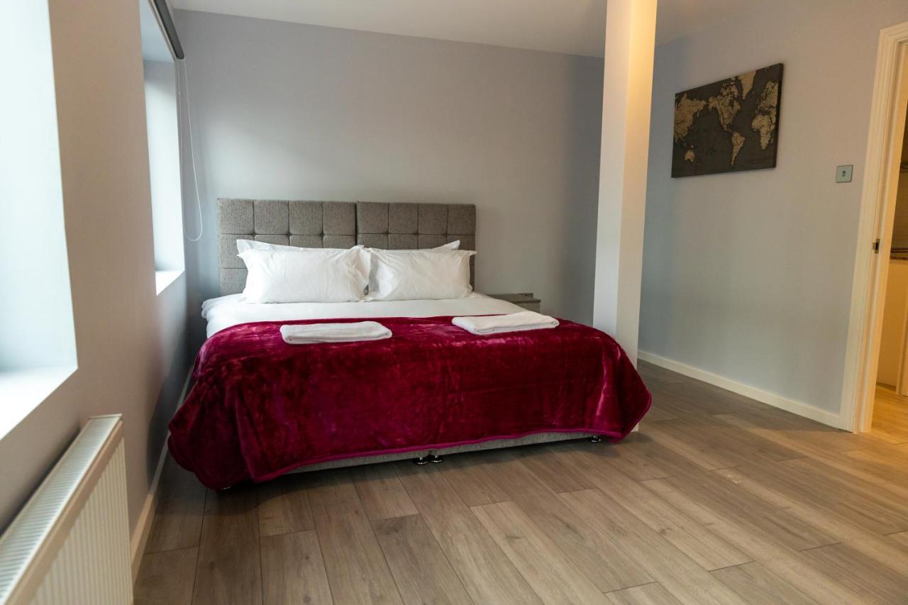 Cosy Flats Near Heathrow, Group Bookings Available With Parking Space Hounslow Luaran gambar
